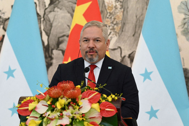 Eduardo Enrique Reina.jpg